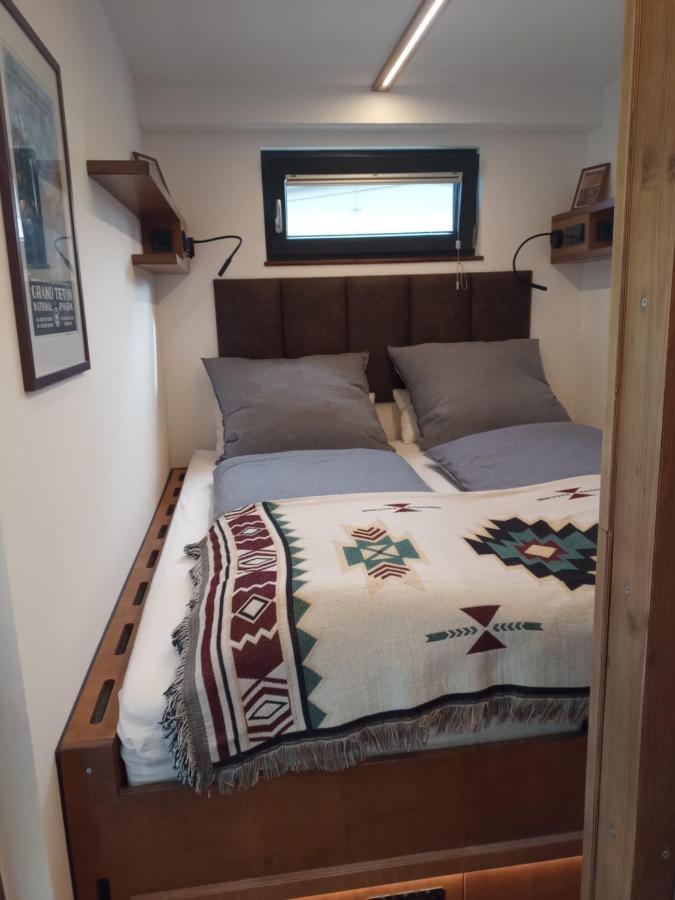 Tiny House Im Seecontainer Mit Parkplatz, Glasfaser, Netflix, Veranda Und Gehobener Ausstattung 科堡 外观 照片