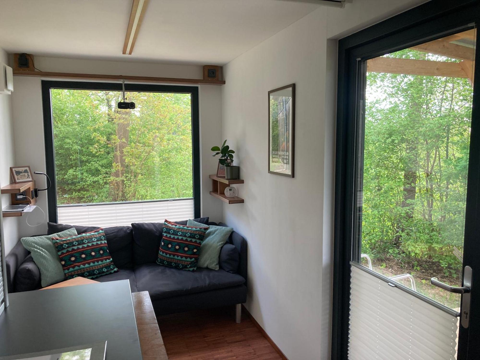 Tiny House Im Seecontainer Mit Parkplatz, Glasfaser, Netflix, Veranda Und Gehobener Ausstattung 科堡 外观 照片